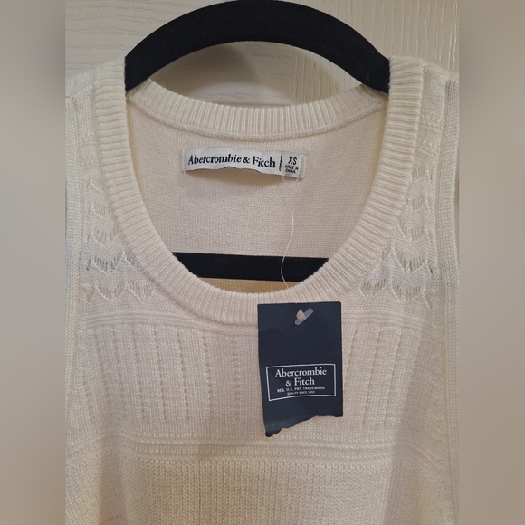 XS Abercrombie & Fitch Cream Knit Dress - Picture 3 of 4